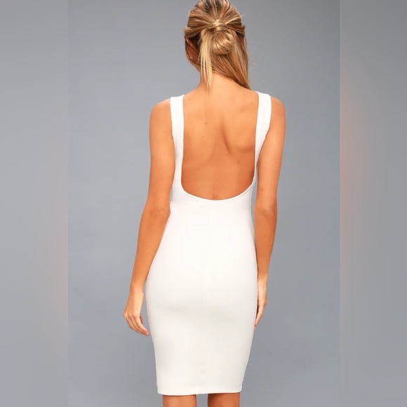 Backless Midi Dress 🤍 - Picture 2 of 4